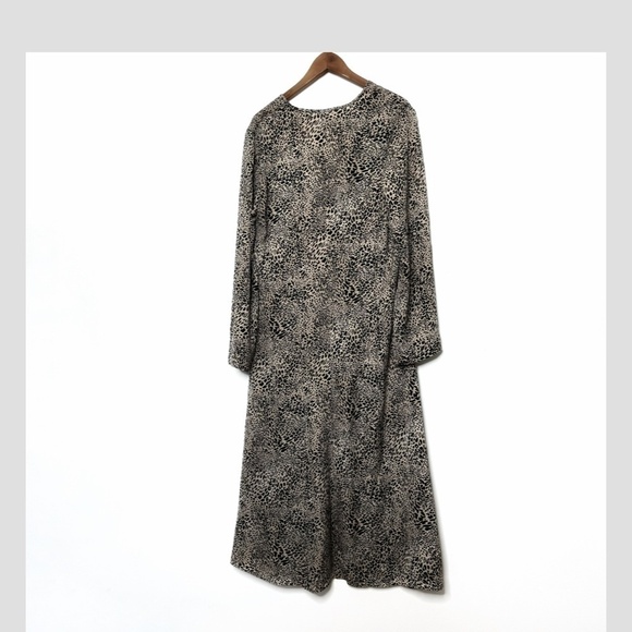 NWT Mango Dress Animal Print Long Sleeve Light Silk Feel Long Maxi Length Size 8 - Picture 6 of 15